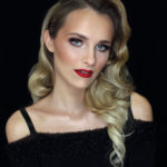 Hollywood glamour makeup - red lips